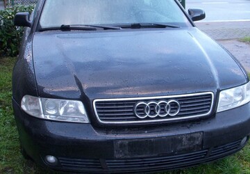 Audi A4 330.000 km 1.900 &euro; Vielank 