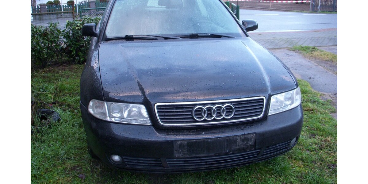Audi A4 330.000 km 1.900 &euro; Vielank 