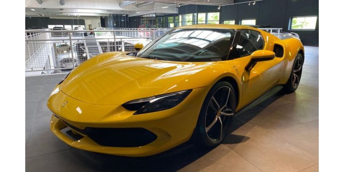 Ferrari 296 GTB 1.440 km 328.900 &euro; Eschweiler 52249