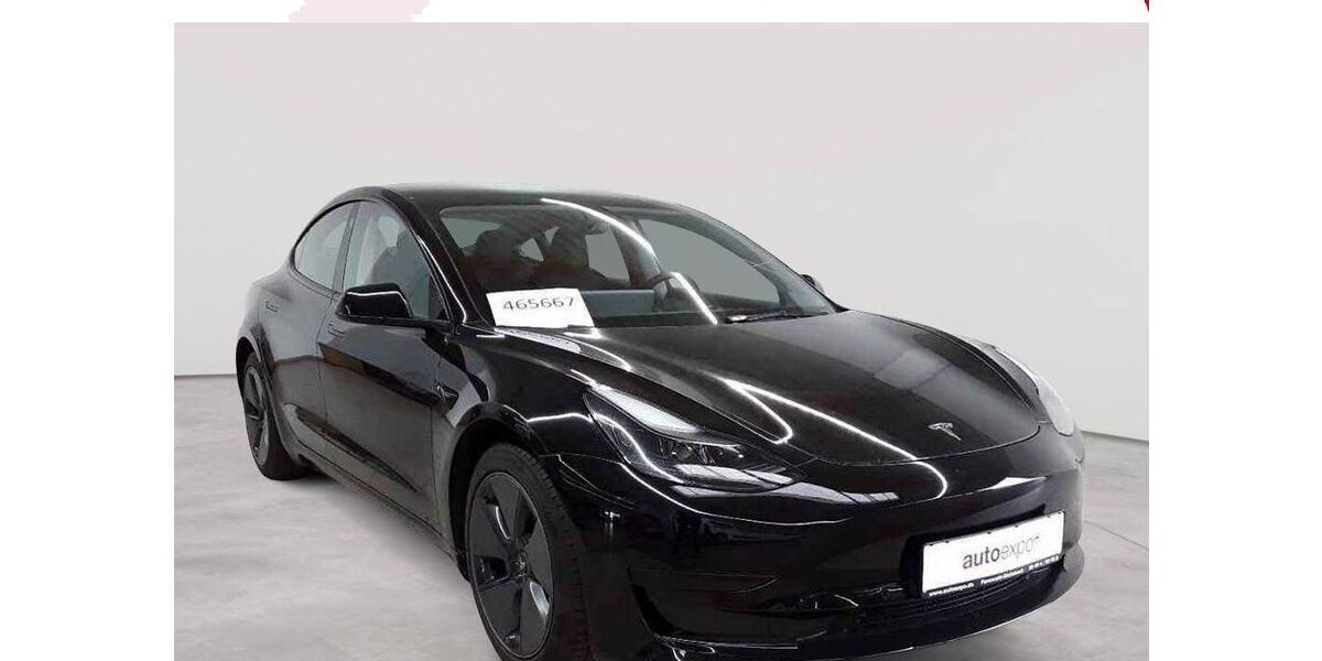 Tesla Model 3 31.229 km 24.789 &euro; Fernwald-Steinbach 35463