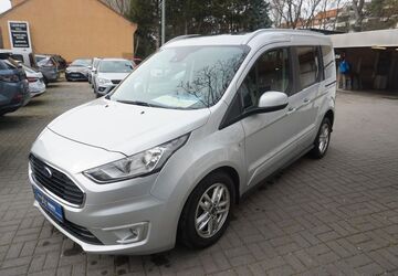 Ford Tourneo Connect 90.000 km 17.990 &euro; Berlin 13407