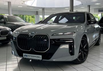 BMW i7 8.800 km 109.990 &euro; Schönefeld / bei Berlin 12529
