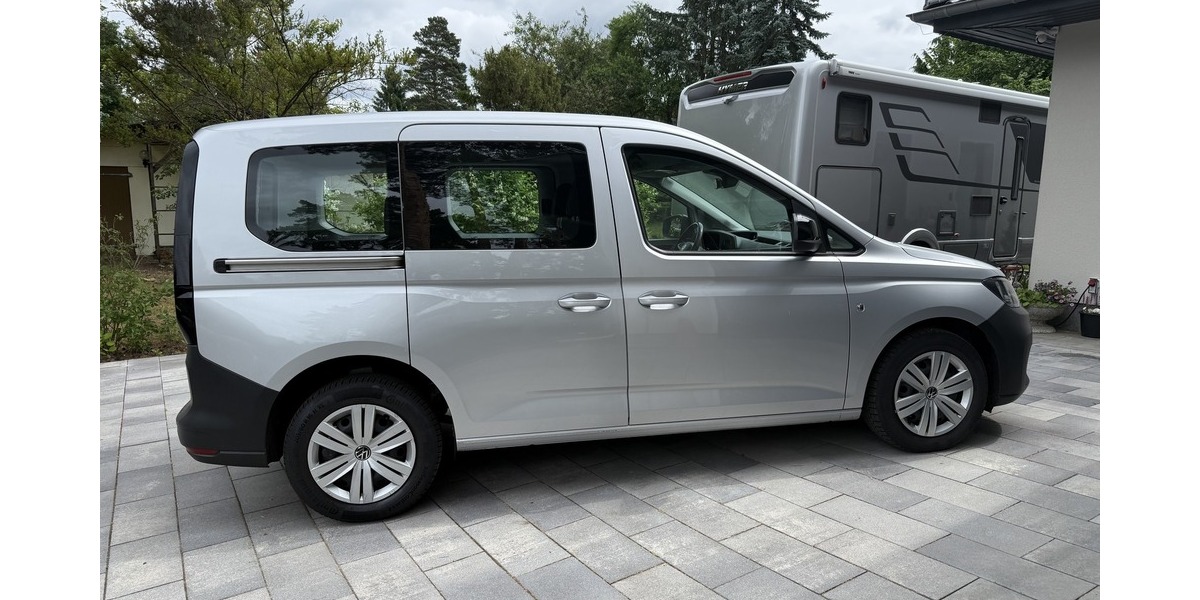 VW Caddy Caddy 1.5 TSI DSG Klima Stdh&Sitzhz. PDC 46.766 km 23.900 &euro; Berlin 10247