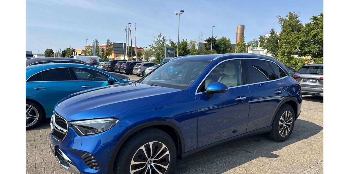 Mercedes-Benz GLC 220 9.121 km 54.869 &euro; Erding 85435