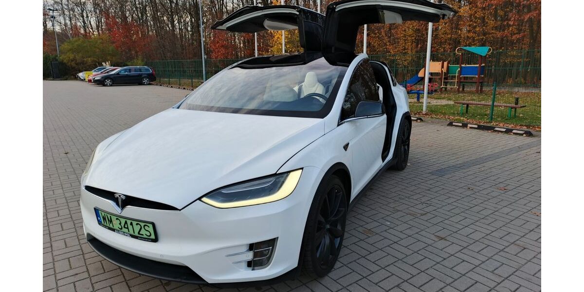 Tesla Model X 198.000 km 22.999 &euro; Sulejówek 