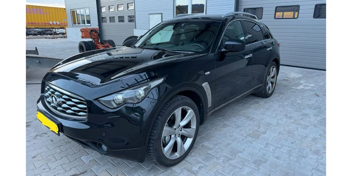 INFINITI FX 199.000 km 7.500 &euro; Offenburg 77654