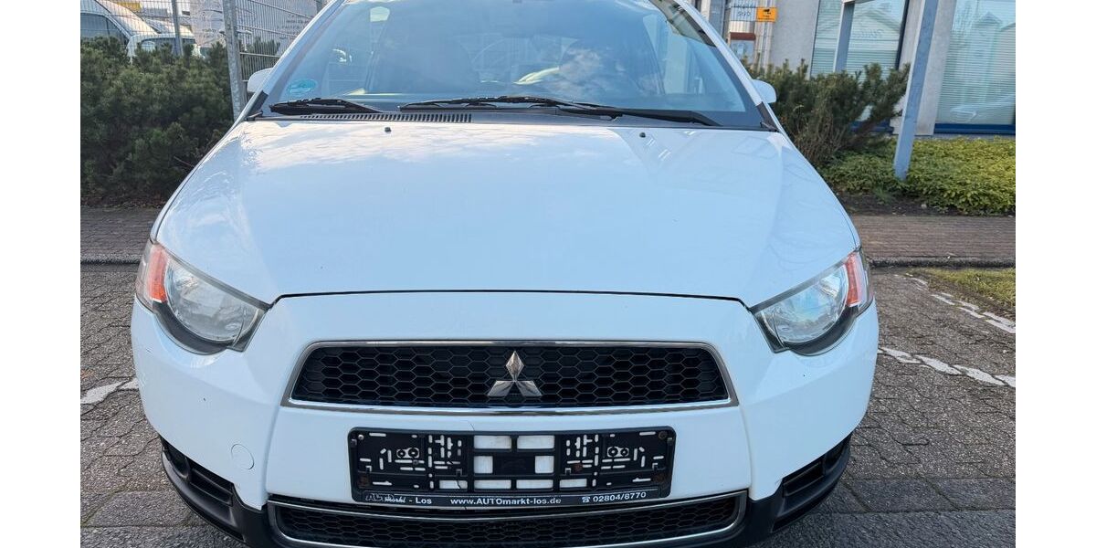 Mitsubishi Colt 258.000 km 2.499 &euro; Oberhausen 46047