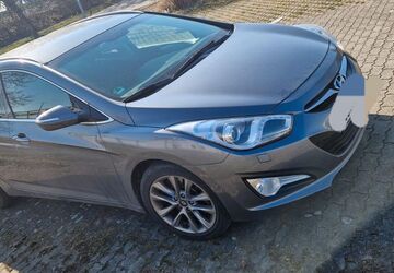 Hyundai i40 177.000 km 7.777 &euro; Oschersleben 39387