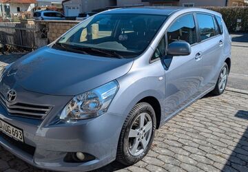 Toyota Verso 82.929 km 7.200 &euro; Finsing 85464