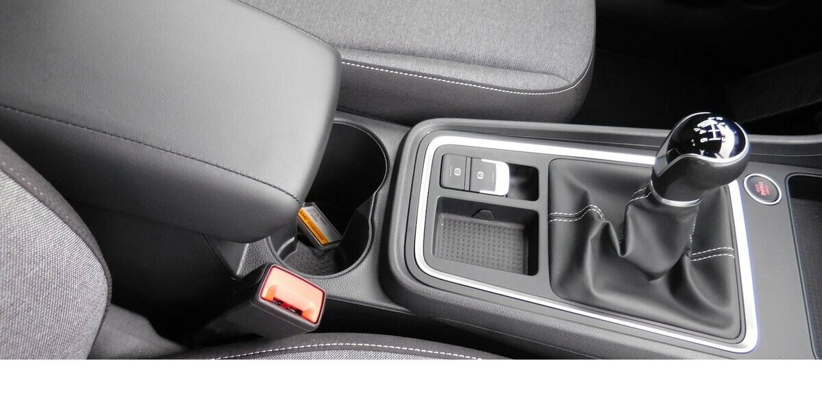 Seat Ateca 1.5 Style TSI BMT Navi Klima Alu 30.300 km 22.990 &euro; Vordorf 38533