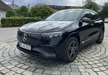 Mercedes-Benz EQA 8.000 km 56.900 &euro; Traunstein 83278