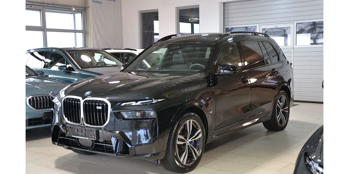 BMW X7 M60 24.748 km 89.990 &euro; Lemgo 32657