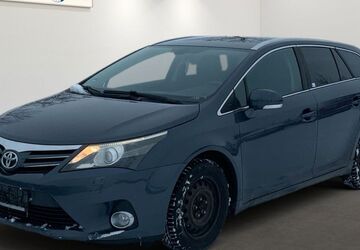 Toyota Avensis 141.009 km 9.499 &euro; Brehna 06796