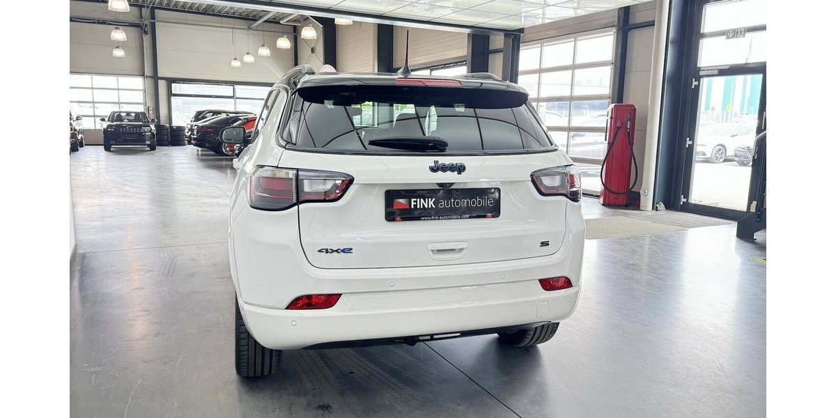 Jeep Compass S Plug-IN Hybrid 4WD 1.Hand Anhängerkplg 43.400 km 25.470 &euro; Lich 35423