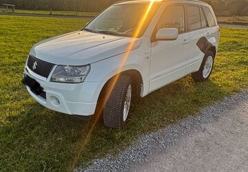 Suzuki Vitara 197.000 km 5.200 &euro; Kleinkahl 63828