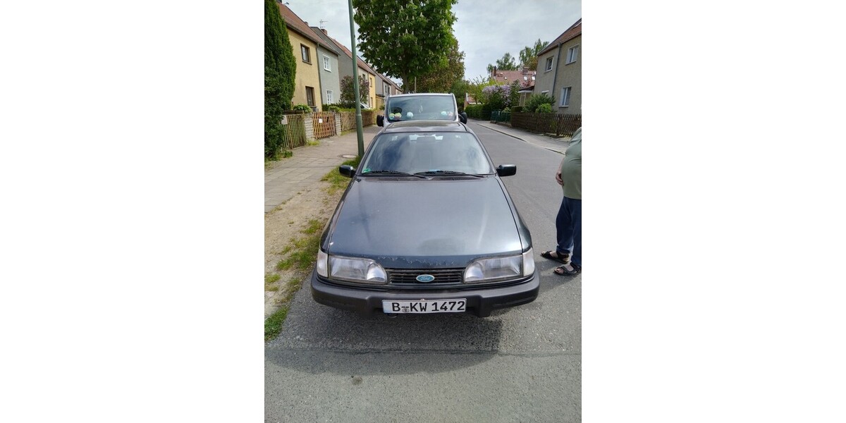 Ford Siera 96.000 km 2.000 &euro; Berlin 10178