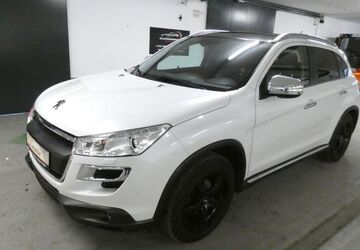 Peugeot 4008 137.400 km 8.999 &euro; München 81825