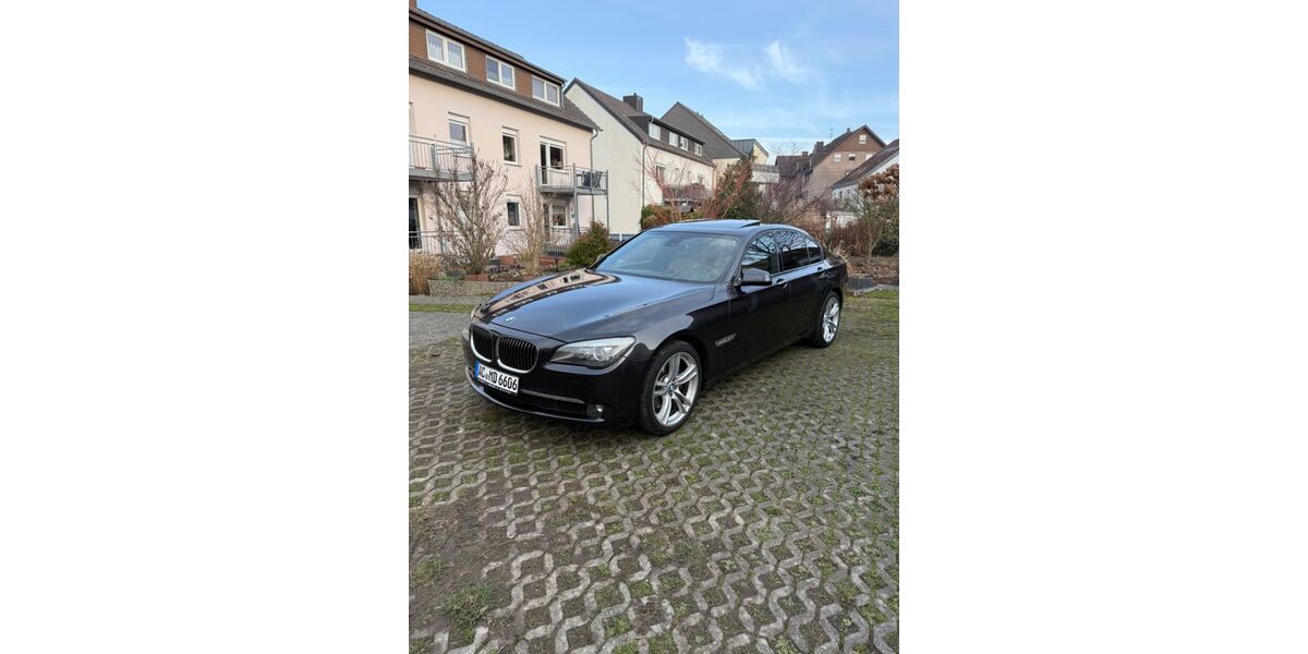 BMW 740 216.452 km 13.900 &euro; Herzogenrath 52134