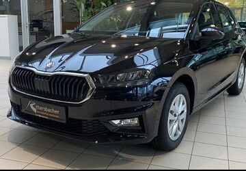 Skoda Fabia 1.500 km 20.990 &euro; Saarbrücken 66130