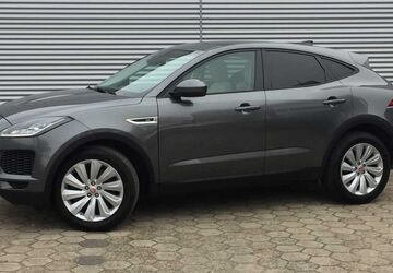 Jaguar E-Pace 68.236 km 25.890 &euro; Hamburg 22393