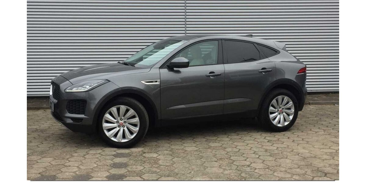 Jaguar E-Pace 68.236 km 25.890 &euro; Hamburg 22393
