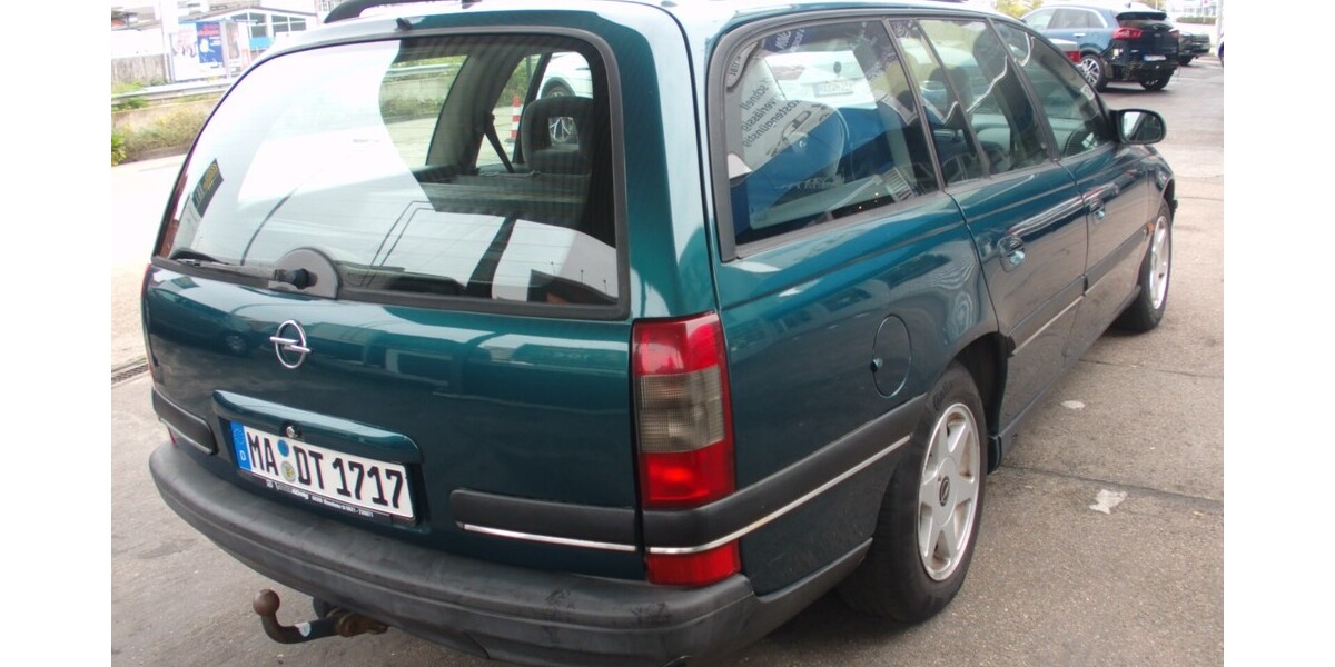 Opel Omega B Caravan 179.000 km 2.900 &euro; Mannheim 68159
