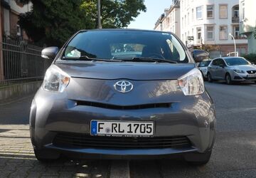 Toyota IQ 62.400 km 8.490 &euro; Frankfurt 60594