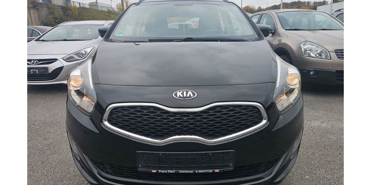 Kia Carens 157.641 km 8.900 &euro; Passau 94036
