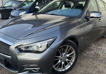 INFINITI Q50 200.000 km 9.999 &euro; Merching 86504