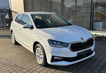 Skoda Fabia 3.976 km 20.680 &euro; Schloß Holte-Stukenbrock 33758