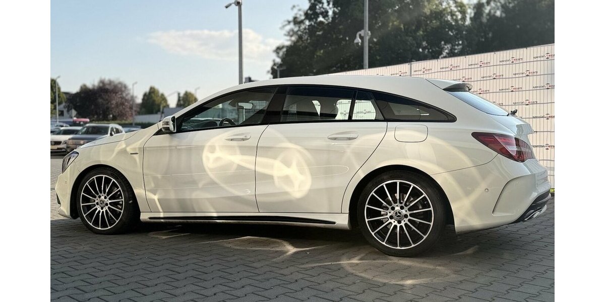 Mercedes-Benz CLA 220 Shooting Brake AMG / PANO / AHK / Kamera 99.000 km 21.390 &euro; Mönchengladbach 41066
