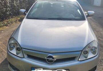 Opel Tigra 136.425 km 2.800 &euro; Oberhausen 46047