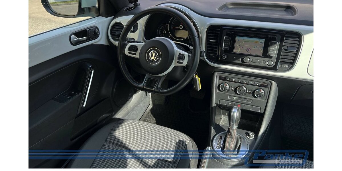 VW Beetle 1.2 TSI DSG Cup*NAV*Xenon*SHZ*PDC*BT* 73.500 km 14.990 &euro; Berlin 13187