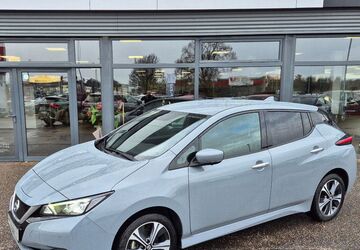 Nissan Leaf 65.000 km 17.970 &euro; Wesel 46485