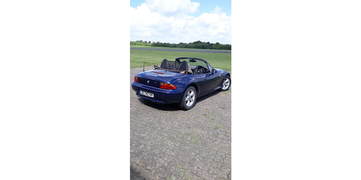 BMW Z3 192.000 km 5.750 &euro; St. Michaelisdon 