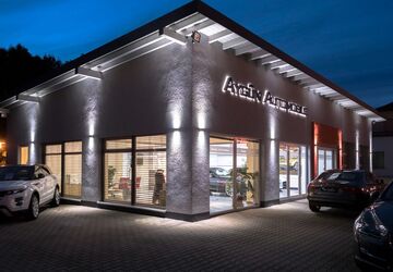 Land Rover Discovery Sport 27.800 km 35.995 &euro; Schlüchtern 36381