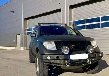 Nissan Pathfinder 245.000 km 11.750 &euro; Isny 88316