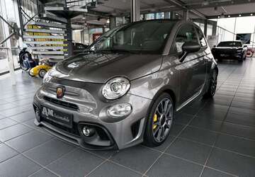 Abarth 695 3.800 km 28.800 &euro; München 81829