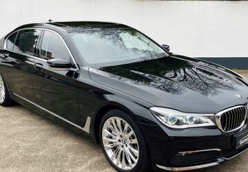 BMW 750 200.000 km 29.995 &euro; Essen 45147