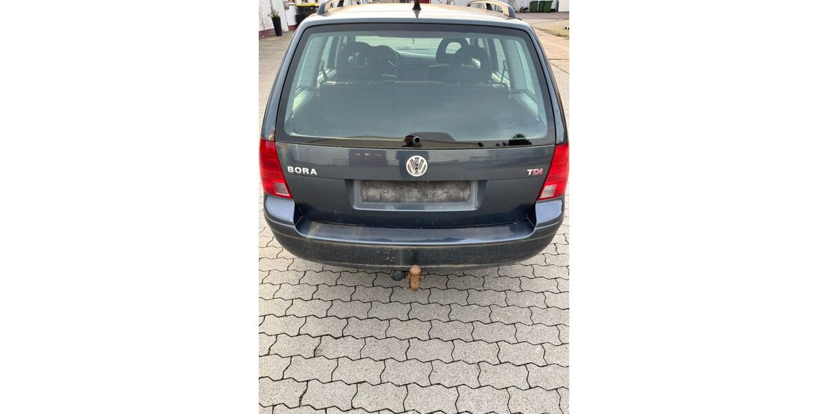 VW Bora 350.000 km 600 &euro; Wiesenburg 14827