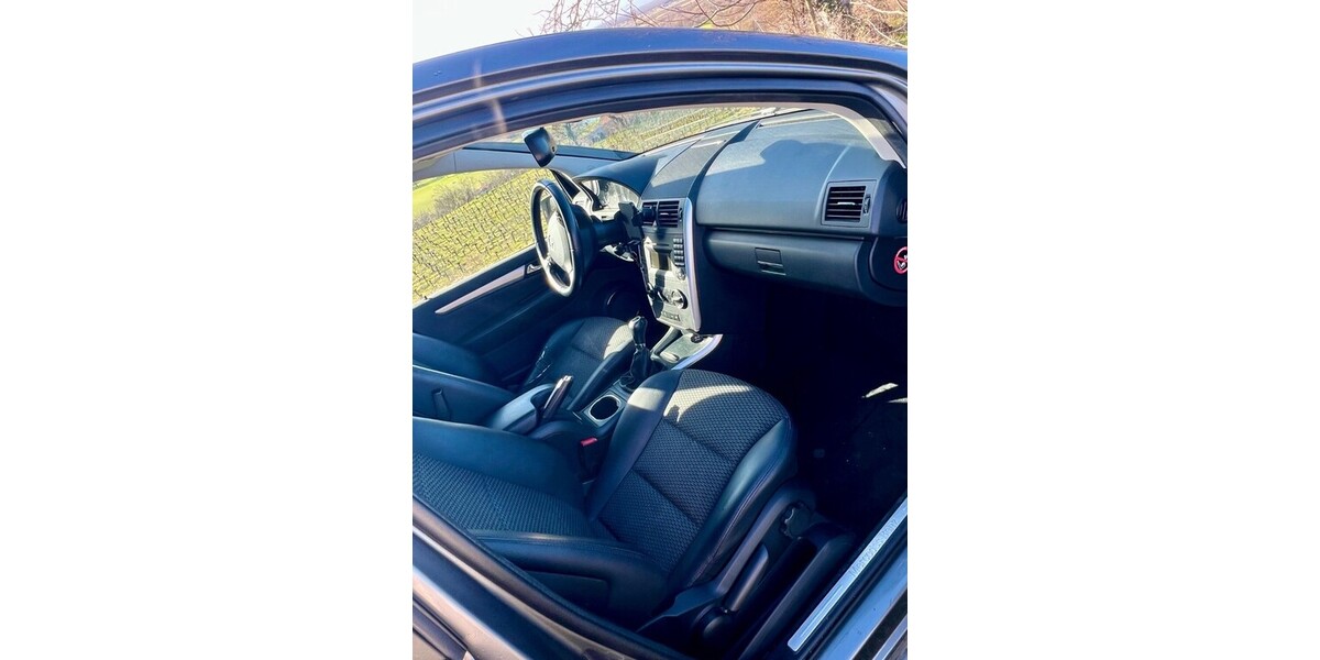 Mercedes-Benz A-Klasse 158.000 km 4.200 &euro; Freiburg 