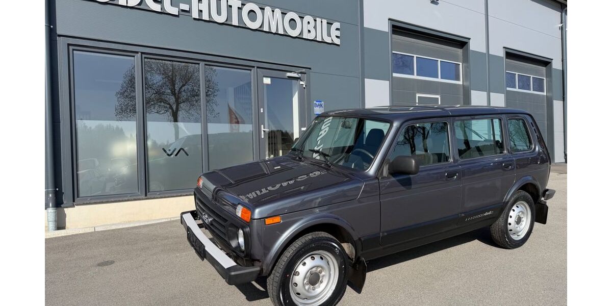 Lada Taiga 55.000 km 11.980 &euro; Grünhain-Beierfeld 08344