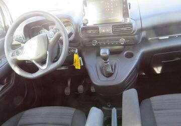 Opel Combo 42.525 km 17.999 &euro; Eitorf 53783