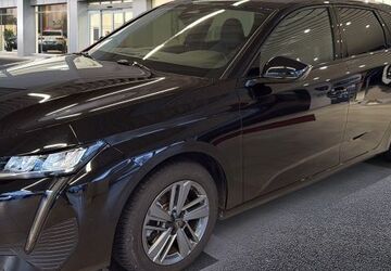 Peugeot 308 8.888 km 23.999 &euro; Schwerin 19057