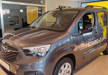 Opel Combo Life 12.000 km 35.880 &euro; Bergen 29303