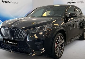 BMW iX2 18.302 km 54.900 &euro; Oldenburg 26135