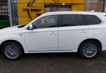 Mitsubishi Outlander 114.322 km 16.990 &euro; Brunsbüttel 25541