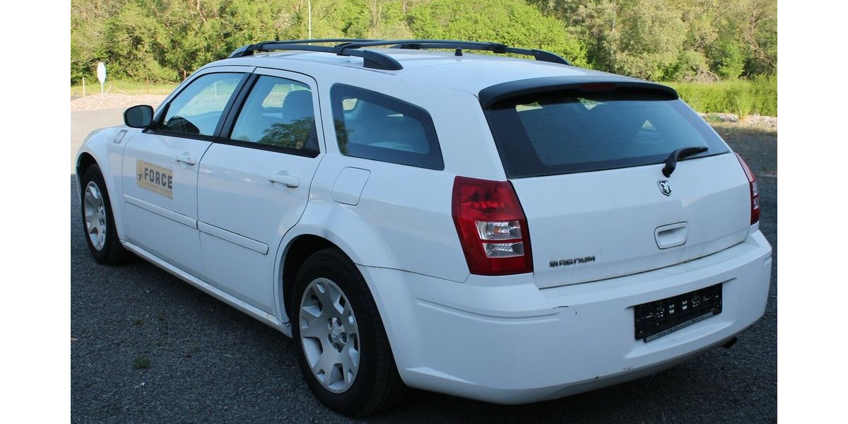 Dodge Magnum SE V6 2.9 Wenig KM US Titel 10.485 km 4.999 &euro; Badem 54657