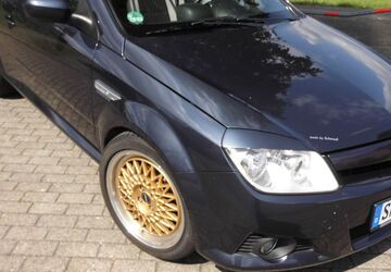 Opel Tigra 31.500 km 11.000 &euro; Rosengarten 74538
