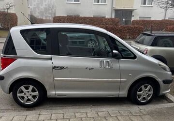 Peugeot 1007 122.000 km 750 &euro; München 81379